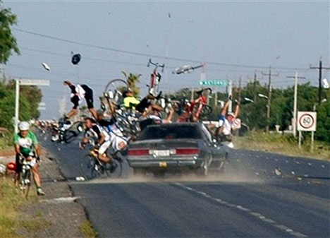 car-accident-cyclists-mexico.jpg